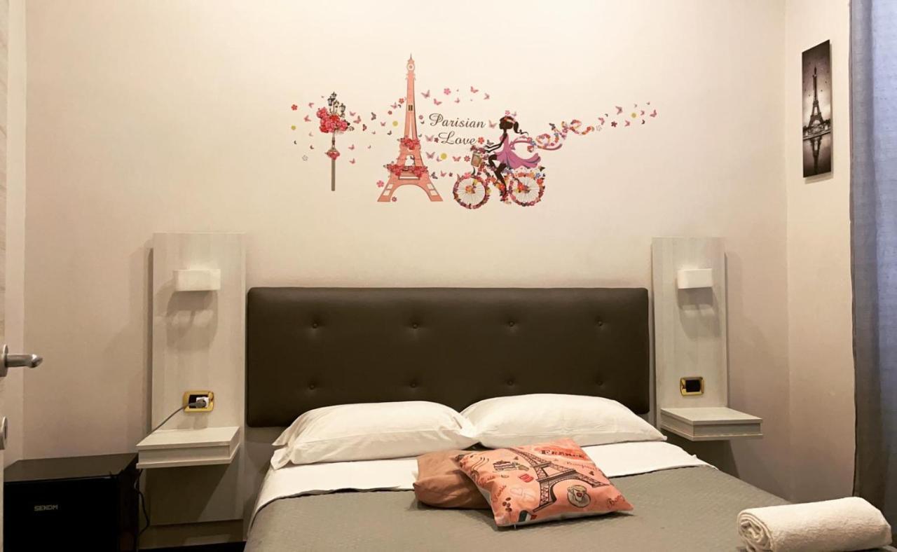 Hotel Poerio Naples Exterior photo